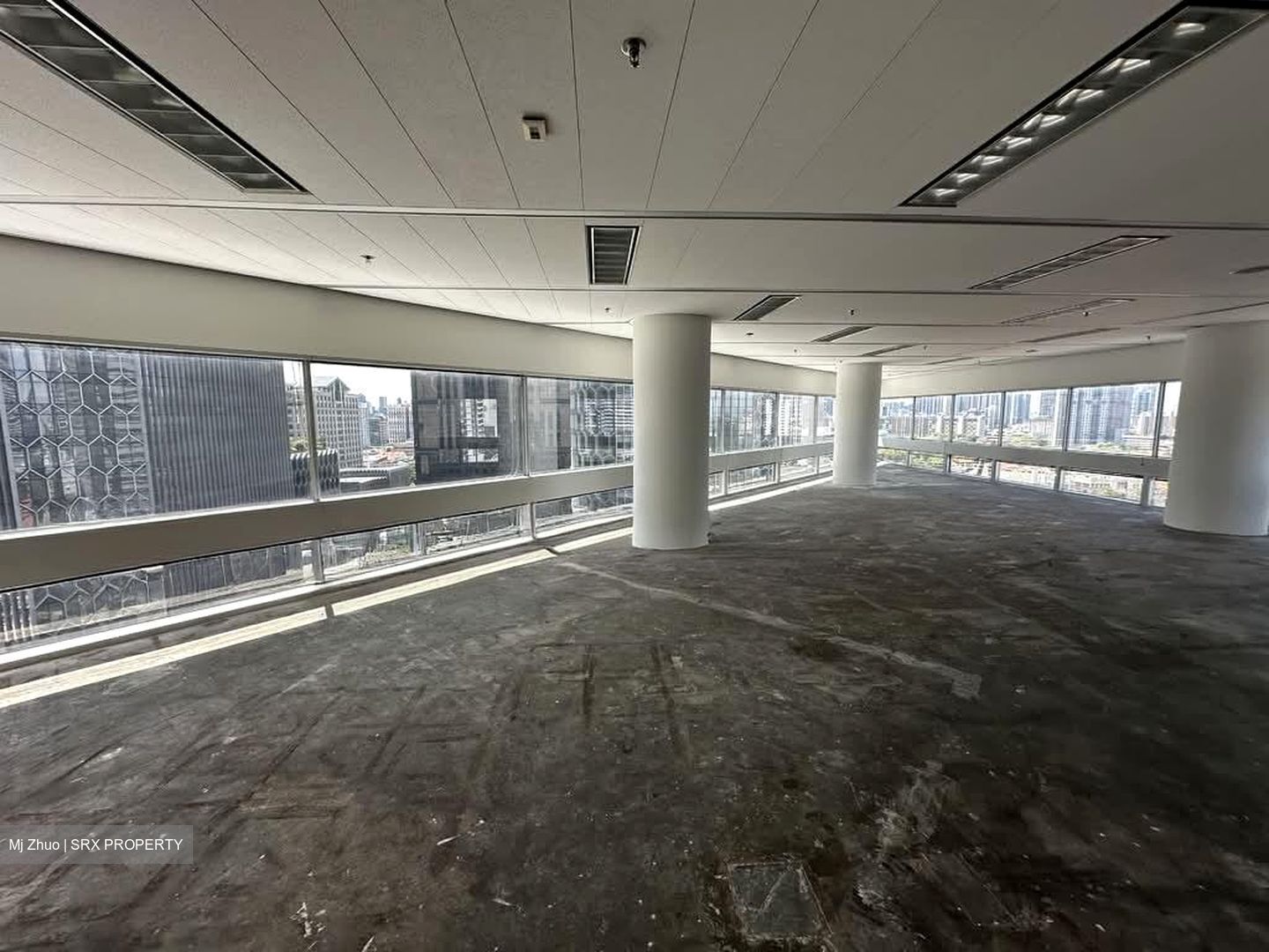 Gateway East (D7), Office #544182501